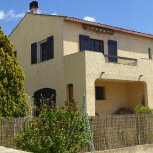 Les Pucines T2 bas de villa