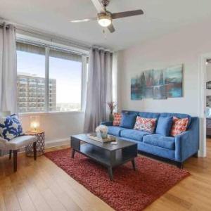 STUNNING 11th FLOOR CONDO IN CBD OFF CANAL ST.