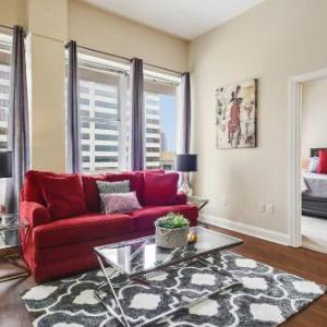 2 BEDROOM HIGH RISE PENTHOUSE- CANAL ST/FRENCH QTR