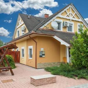 Holiday Home Balaton H453-2