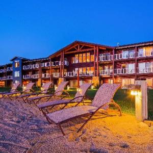 Hotels near Soo Pass Ranch - Best Western Premier The Lodge On Lake Detroit