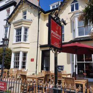 St Asaph Cathedral Hotels - The Post House Llandudno