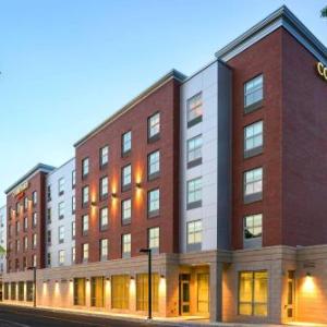 Courtyard by Marriott Edgewater NYC Area