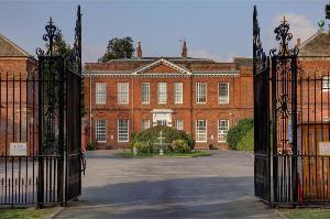 OYO Baylis House Hotel, Slough