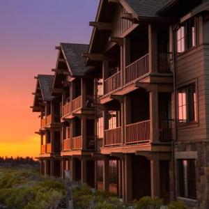 Hotels near Athletic Club of Bend - Tetherow Hotel