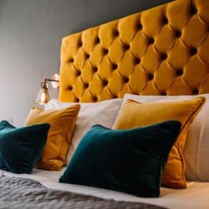 Hotels near Westmorland County Showground - Crooklands Hotel
