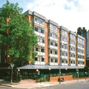 Hotels near AIR Studios - Hampstead Britannia