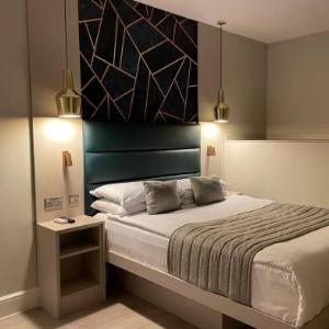 Royal Hyde Park Hotel