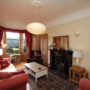 Classic Edinburgh Flat Close to City Centre! SALE!