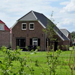 Holiday Home Buitenhof De Leistert