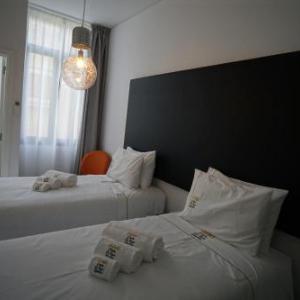 Stylish house - air cond breakfast free parking by Porto with Love LDA