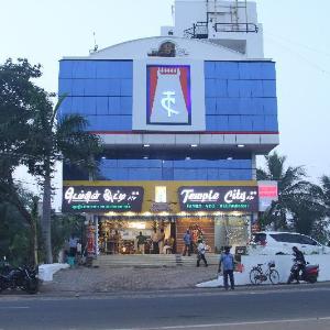 Hotel Temple City