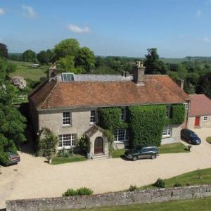 Hotels near Marlborough Town Hall - Manor Farm B&B