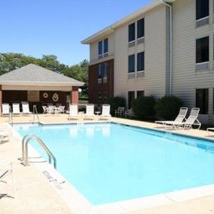 Hotels near Alumni Gym at Rider University - Hampton Inn By Hilton & Suites Newtown