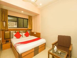 OYO 7727 Hotel Sarovar Grand, Panvel