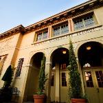 Hotels near McMenamins Kennedy School - McMenamins Kennedy School