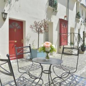 Hotel Suites Unic Renoir Saint-Germain