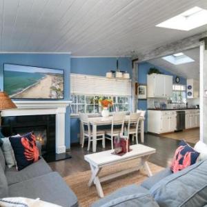 Ventura Beach Oasis Cottage