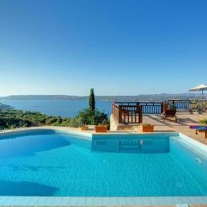 Aptera Villa Sleeps 6 Pool Air Con WiFi