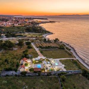 Seaside luxury villa with a swimming pool Supetar Brac - 12371