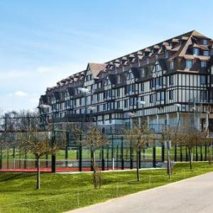 Hotel Barriere L'Hotel du Golf