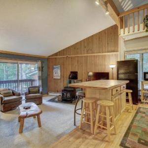 Peak 8 Village Retreat Condo: Great Year-Round Location