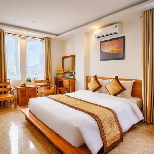 Titan Hotel Da Nang