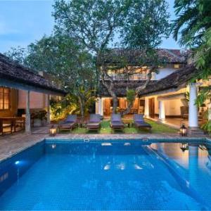 Taru Villas Rampart Street