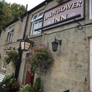 OYO Ladybower Inn