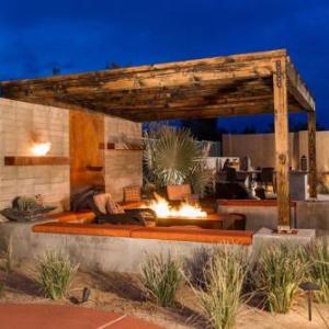 Hotels near Highlands Church Scottsdale - Sonoran Desert Retreat 4 BR by Casago