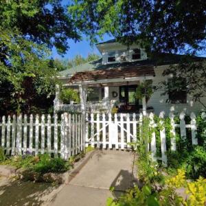 54 West Music Hall Wichita Hotels - Delano Bed and Breakfast