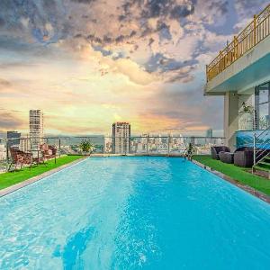 Luxtery Hotel
