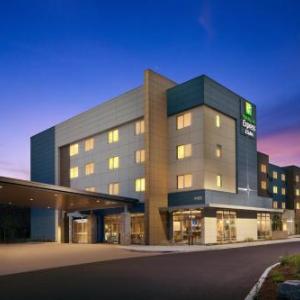 Holiday Inn Express Portland Airport By IHG