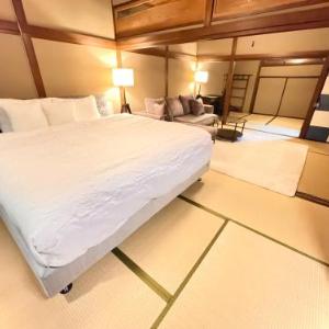 THE KAKU Exclusive suite & Residence