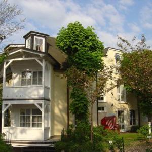 Villa Ambienta - by Rujana