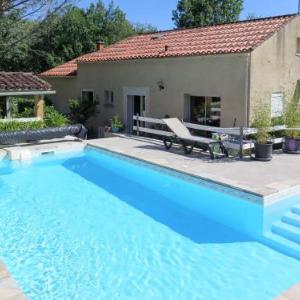 Holiday Home Combel d'Arnal - LGD400