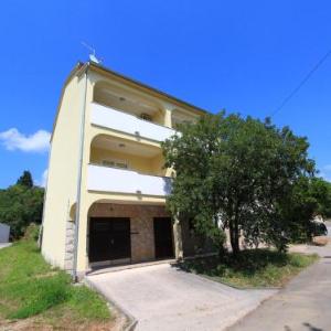 Apartments Petak