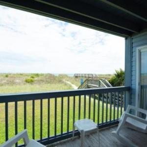 Sandy Dunes Oceanfront Condo - Just Renovated June 2020