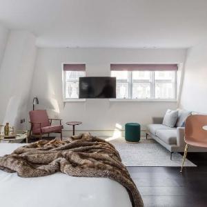 Hotels near The Black Heart London - The Moorgate