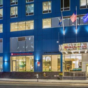 Hotels near Governors Island - Hilton Garden Inn NYC Financial Center/Manhattan Downtown