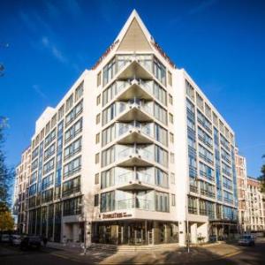 Hampton Court Palace London Hotels - DoubleTree by Hilton Kingston upon Thames