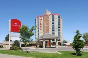 Ramada by Wyndham Lethbridge, Lethbridge
