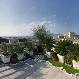 CANNES CROISETTE Sea & Sky