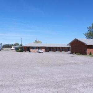 Tops Motel