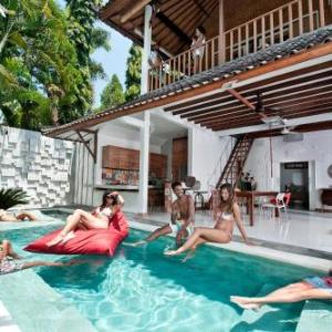 3BR Villa Hari - Special Stay Bonus - Minggu Villas Seminyak