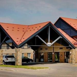 CA Nesbitt Arena Hotels - Thompson's Best Value Inn & Suites