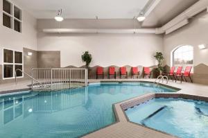 Days Inn & Suites by Wyndham Brandon, Brandon