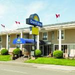 Days Inn by Wyndham Vancouver Metro