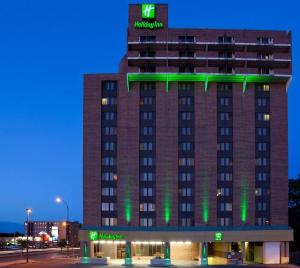 Holiday Inn Winnipeg - Airport West, an IHG Hotel, Winnipeg
