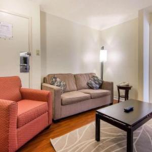 Quality Inn & Suites Toronto West 401-Dixie